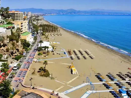 Visita guiada en taxi a Torremolinos y Benalmádena